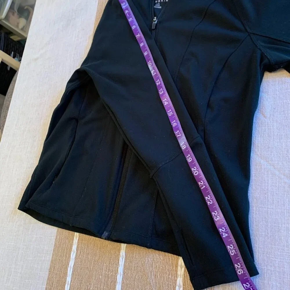 Danskin Zip Up Yoga Jacket -- Pockets and Thumbholes -- Womens Size L - Picture 5 of 7